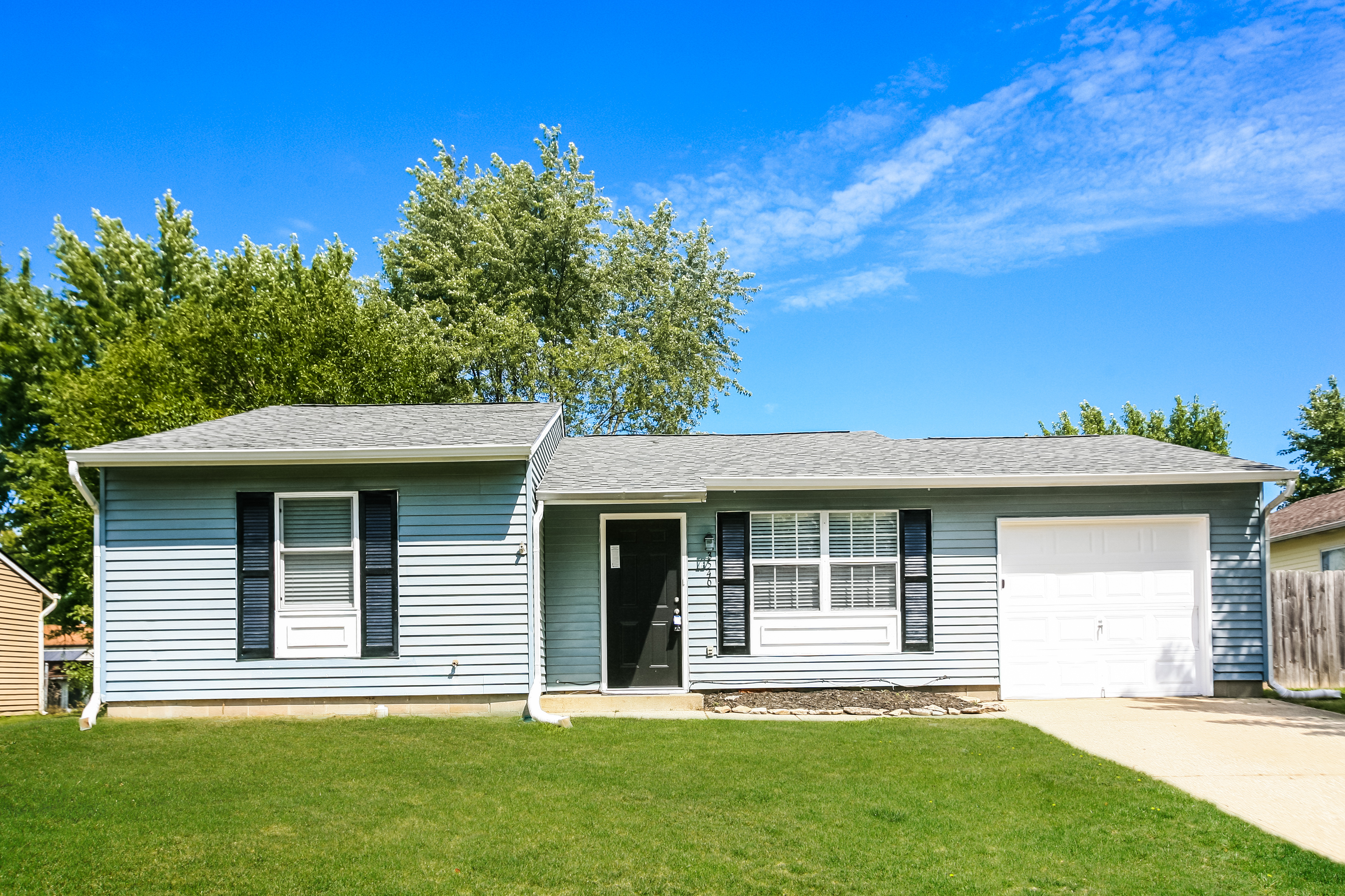 3546 Valley Lake Dr Indianapolis, IN 46227